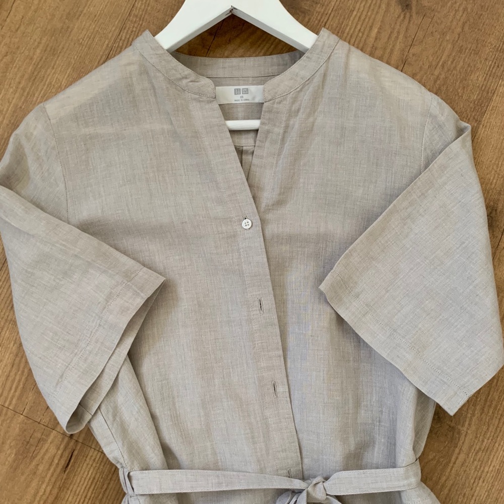 UniQlo Tan Short Sleeve Dress